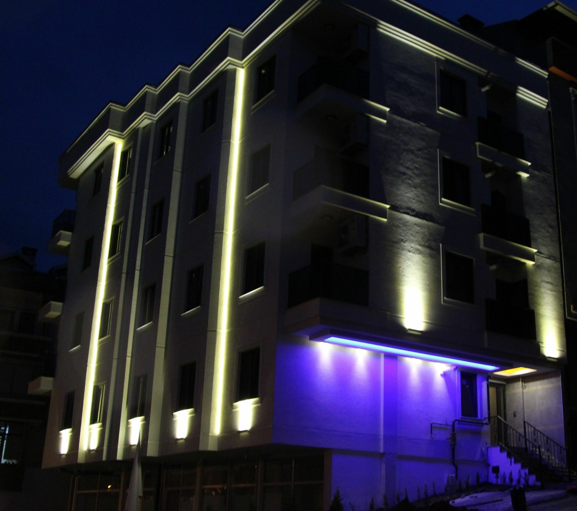 ترابزون Ekinoks Suit & Apart Otel المظهر الخارجي الصورة